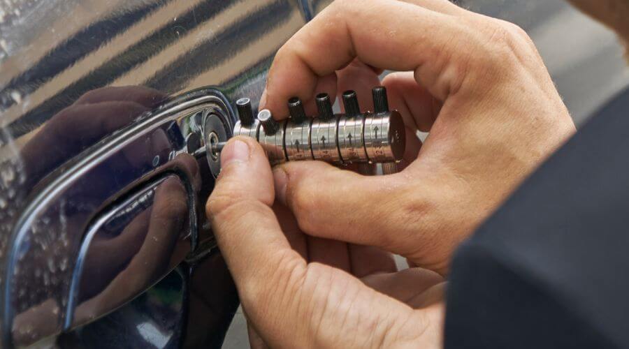 Professional New roof installation in Kearneysville, WV